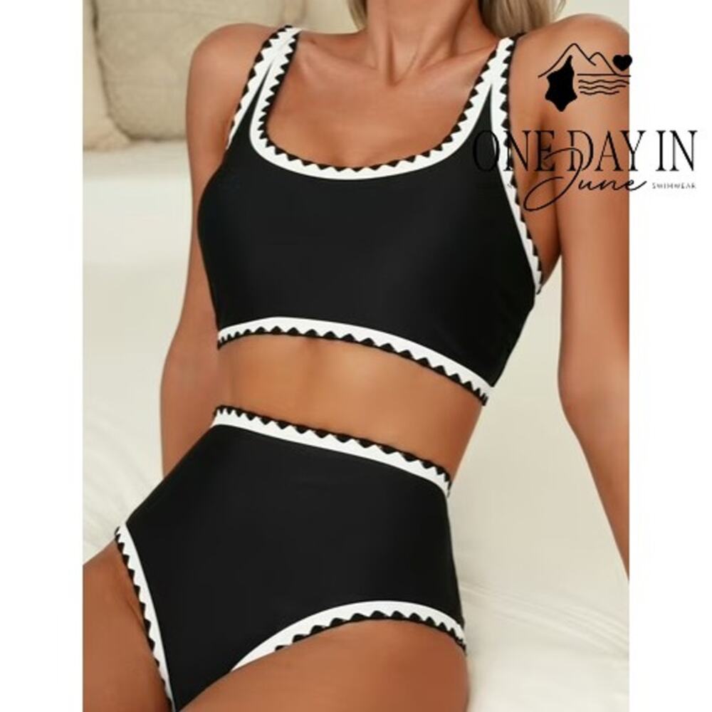 Charmo Crop Bikini Swimsuit Size XL